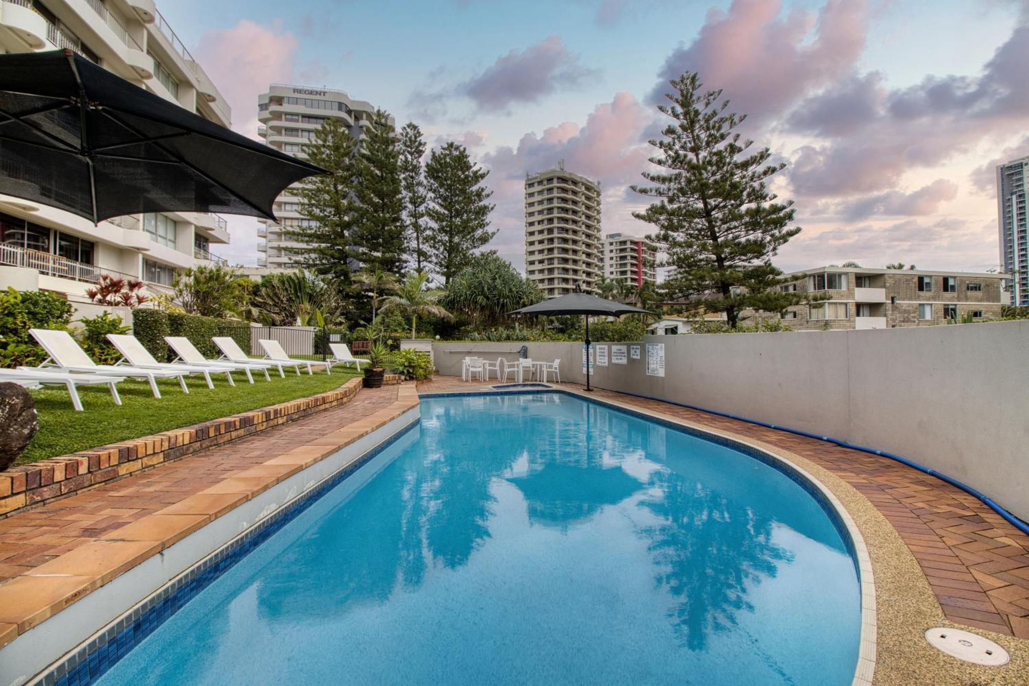 Surfers Chalet Gold Coast Bagian luar foto