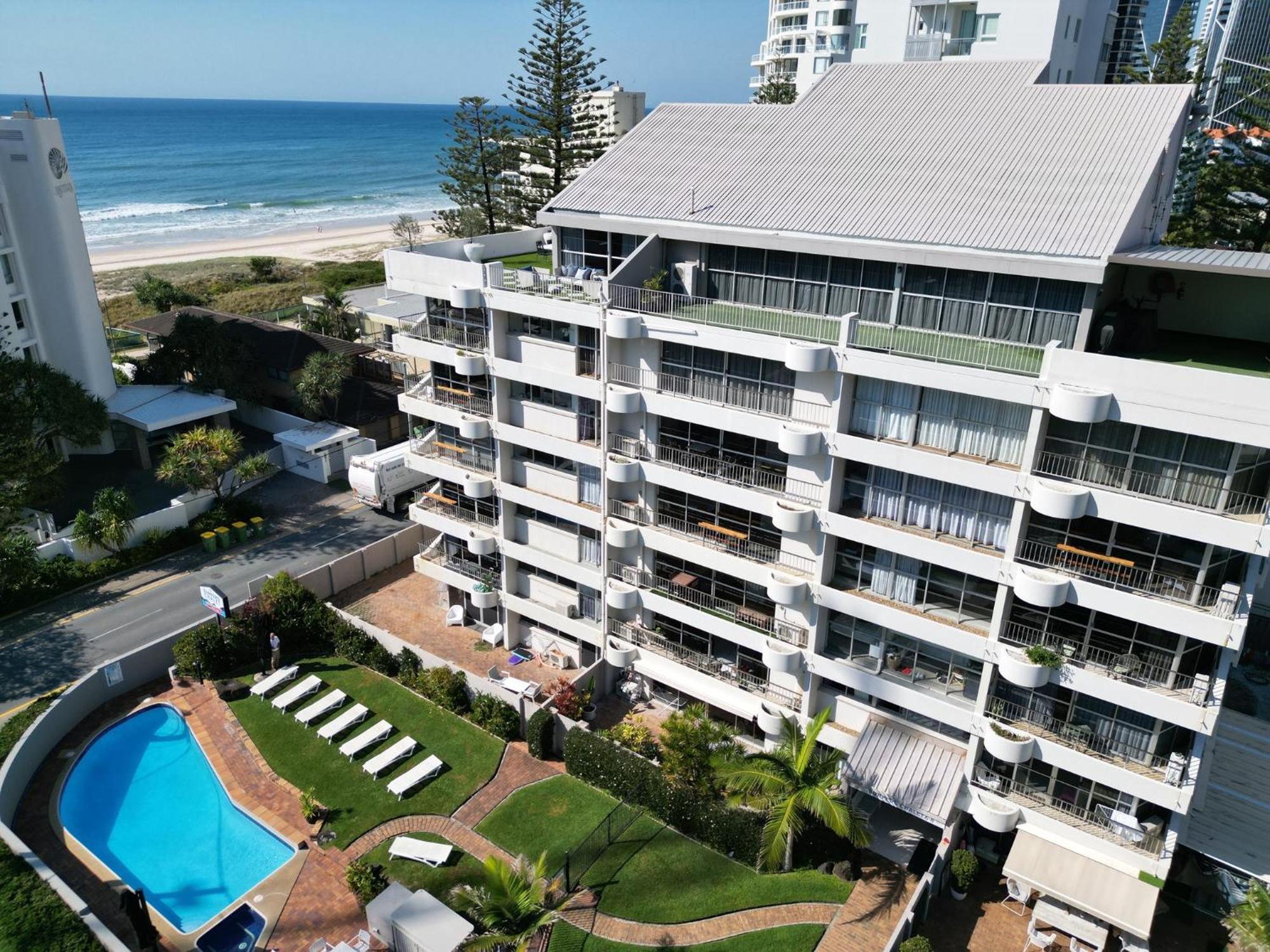 Surfers Chalet Gold Coast Bagian luar foto